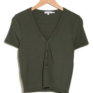 Good American Short Sleeve Henley Cropped Tee in Sage Green